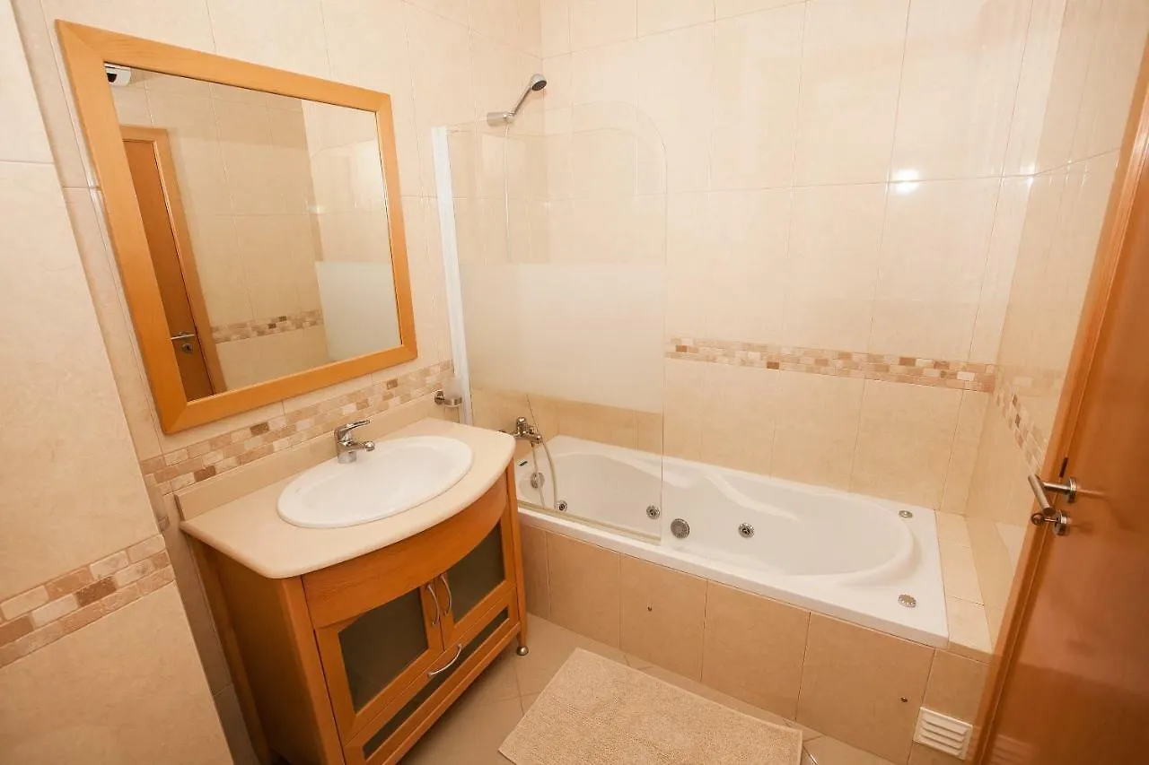 Modern Ocean, Garden & Pool View Condo By Becherish Albufeira